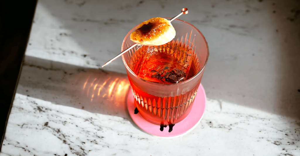 Imagen destacada coctel Banana Boulevardler